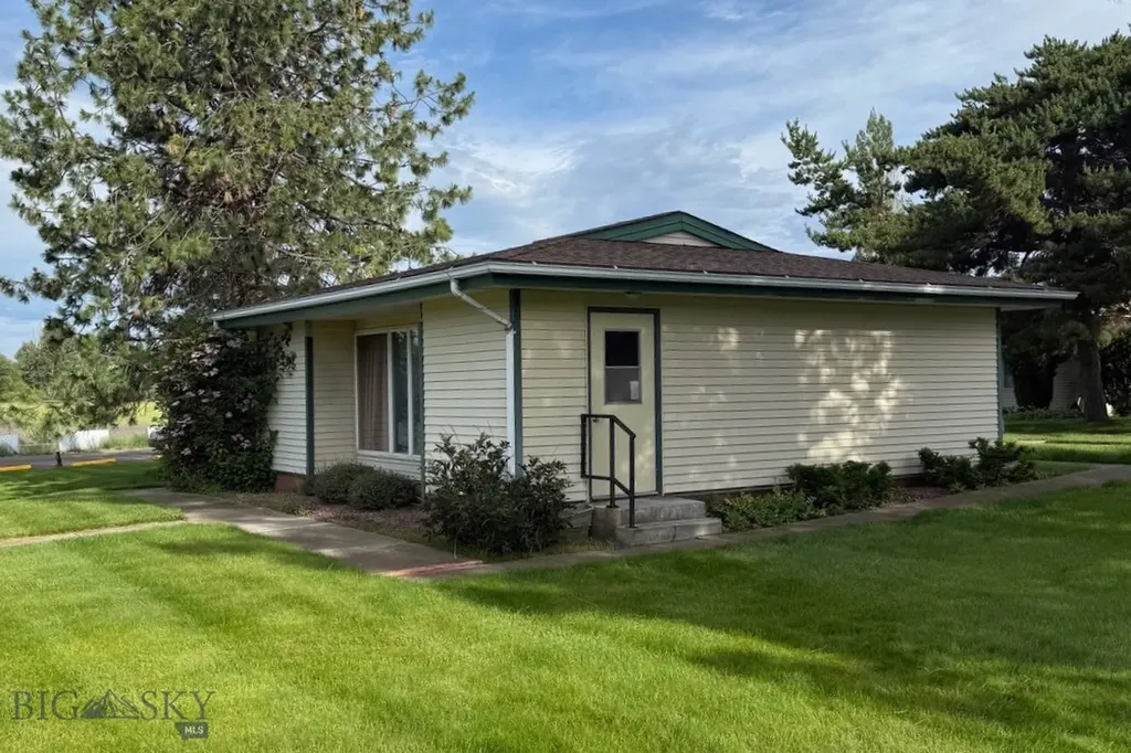 821 7th Street W Columbia Falls MT 59912