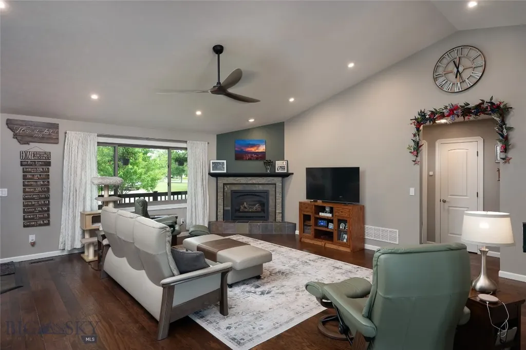 158 Harvester Lane Belgrade MT 59714