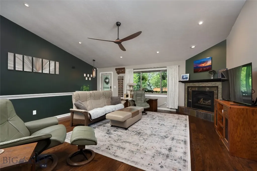 158 Harvester Lane Belgrade MT 59714