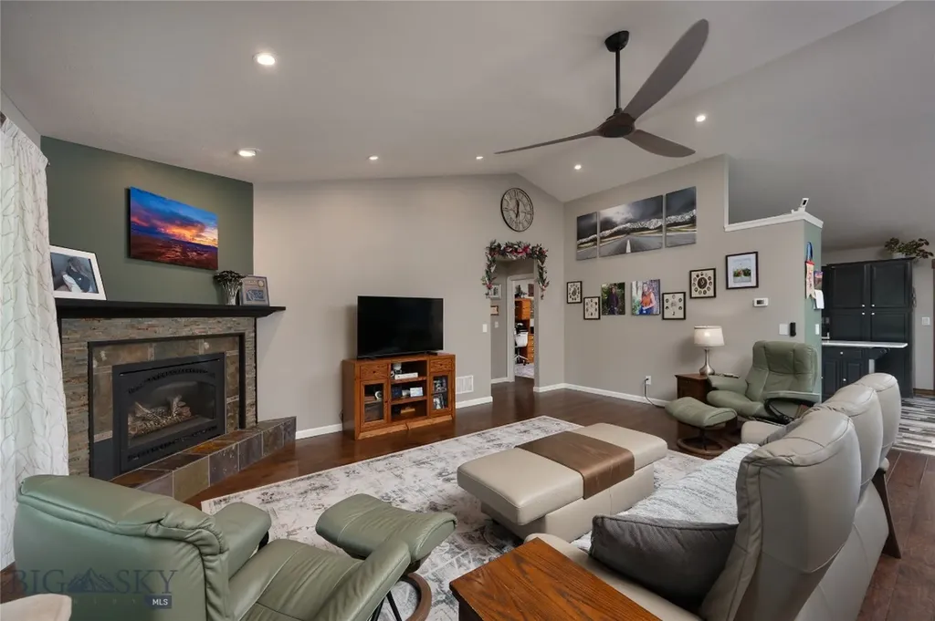 158 Harvester Lane Belgrade MT 59714