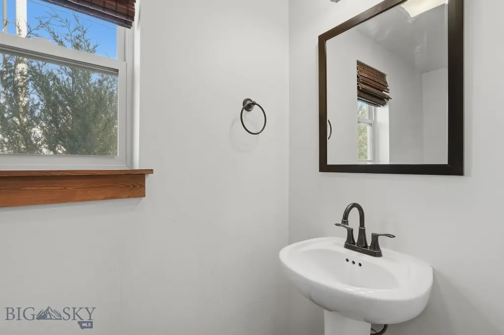 1929 Southbridge Drive Bozeman MT 59718