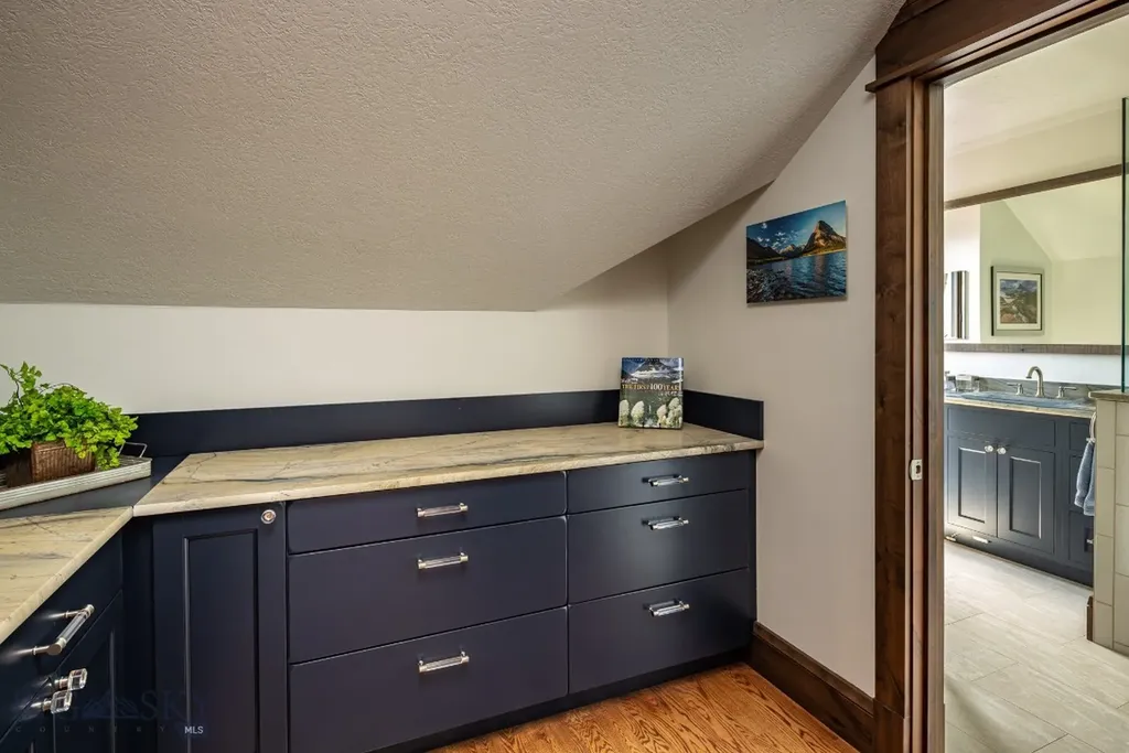 6027 Skyline Lane Bozeman MT 59715