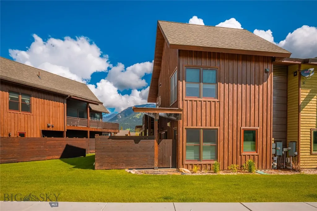 201 B Pheasant Tail Lane Big Sky MT 59716
