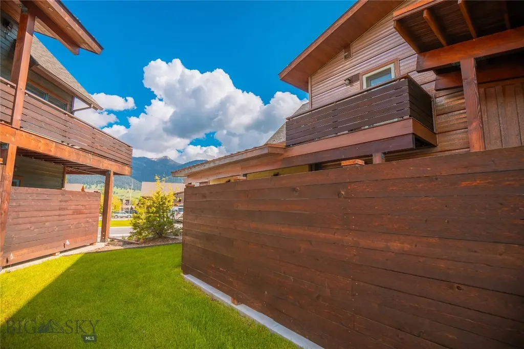 201 B Pheasant Tail Lane Big Sky MT 59716