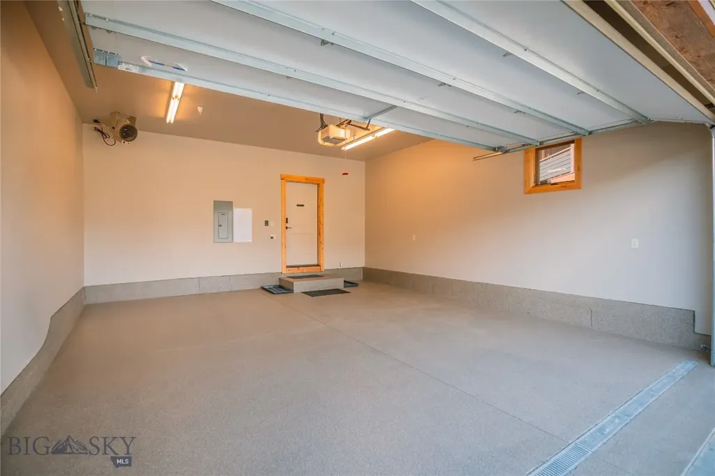 201 B Pheasant Tail Lane Big Sky MT 59716