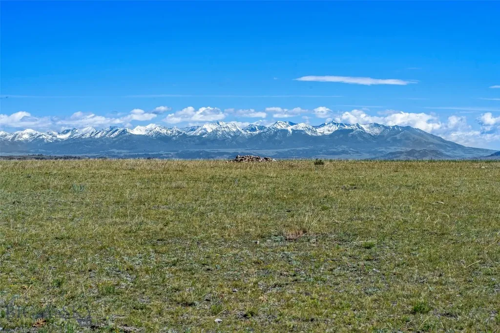 19 Myers Livingston MT 59047