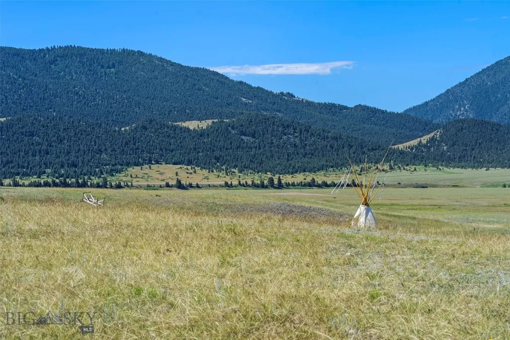 19 Myers Livingston MT 59047