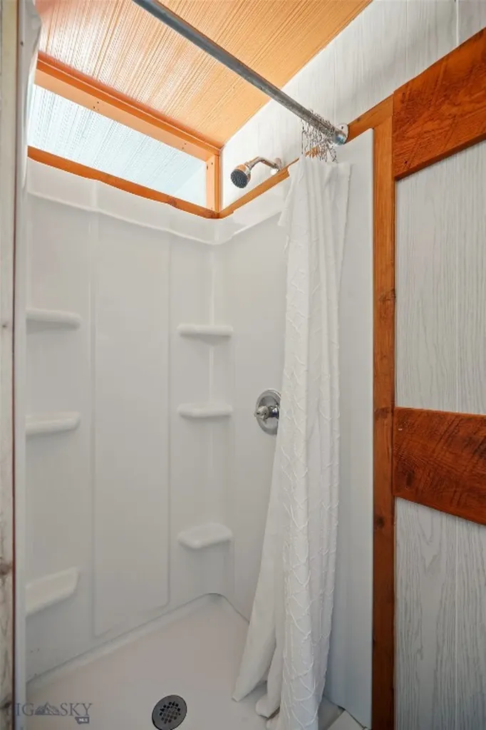 19 Myers Livingston MT 59047
