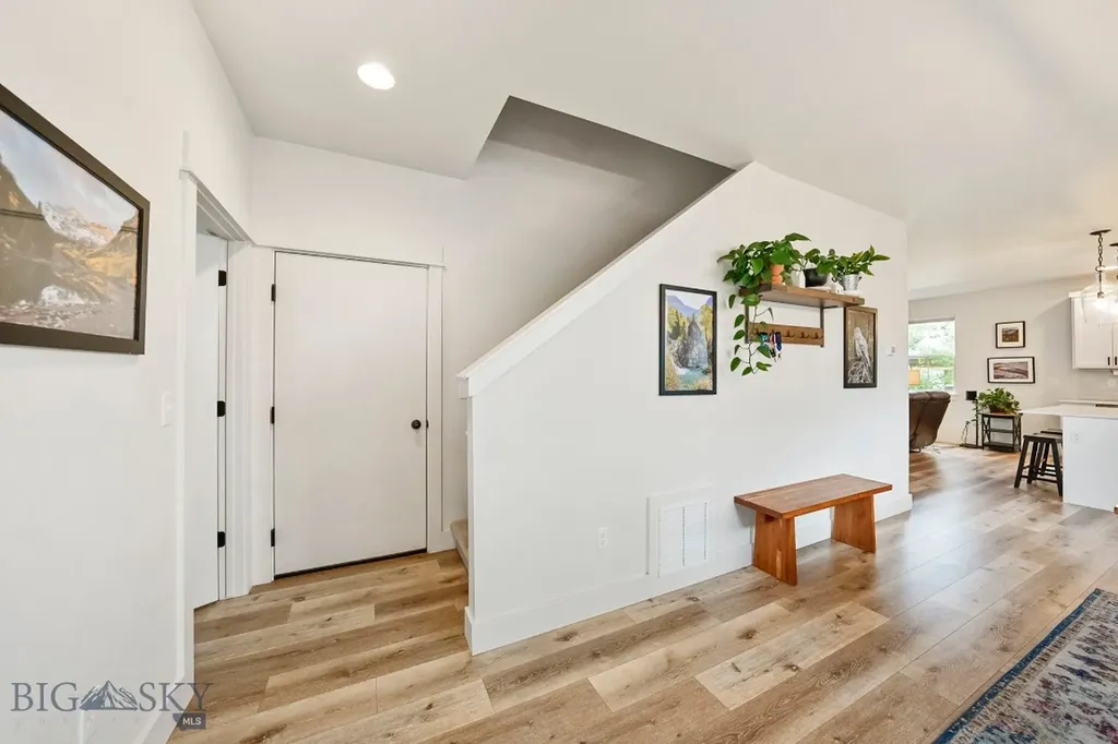 5429 Vaughn Bozeman MT 59718