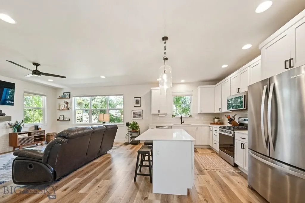 5429 Vaughn Bozeman MT 59718