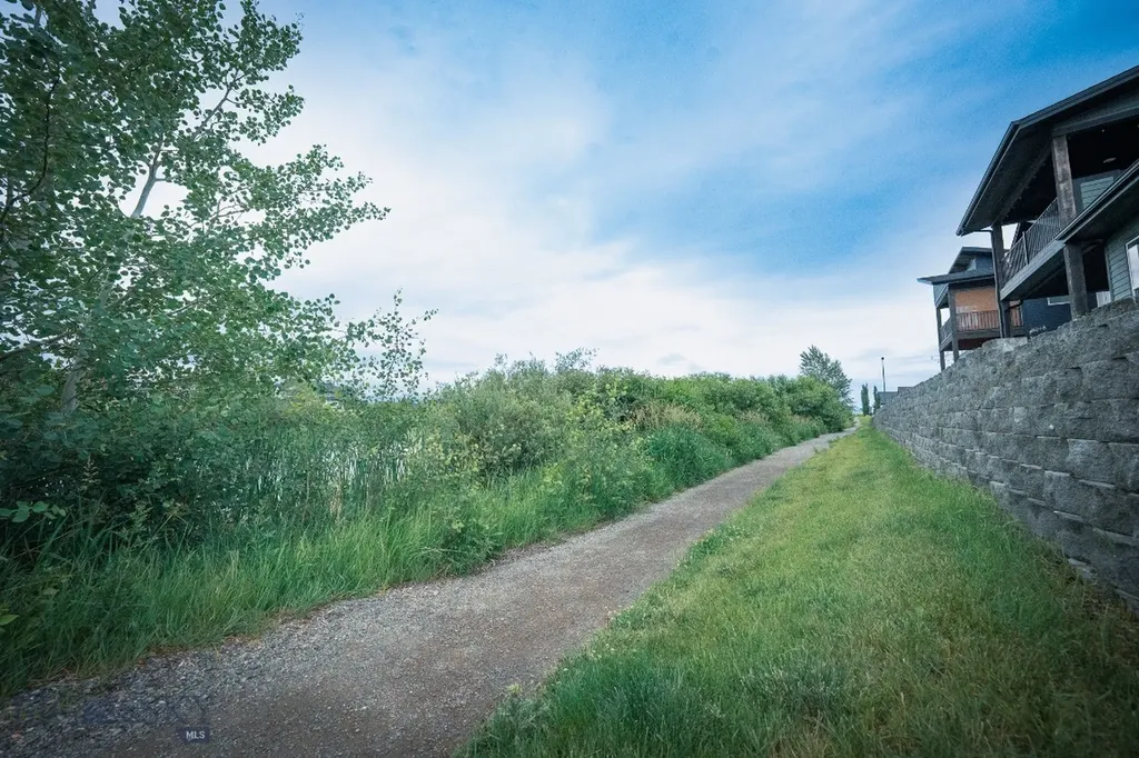 5429 Vaughn Bozeman MT 59718