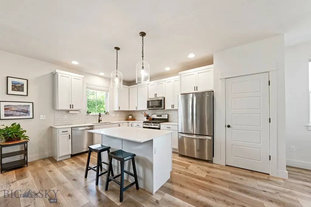 5429 Vaughn Bozeman MT 59718
