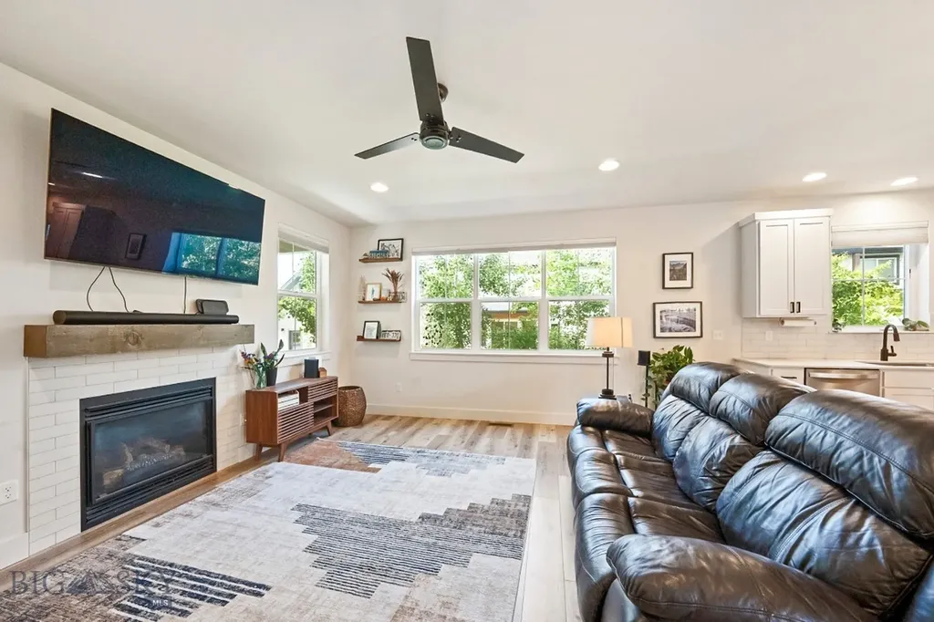5429 Vaughn Bozeman MT 59718