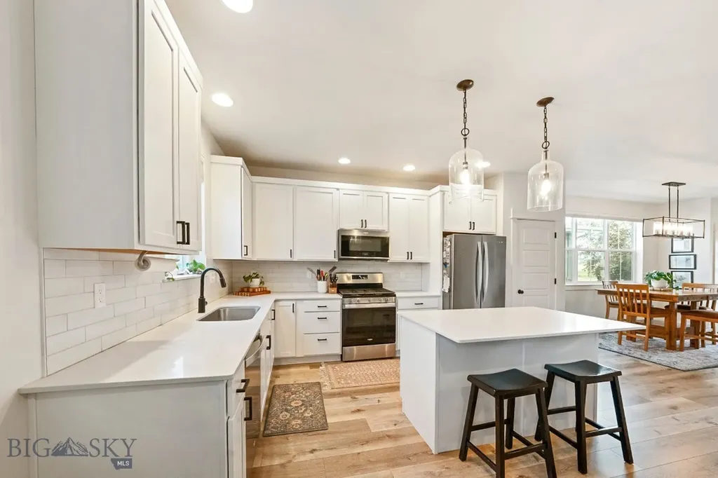 5429 Vaughn Bozeman MT 59718