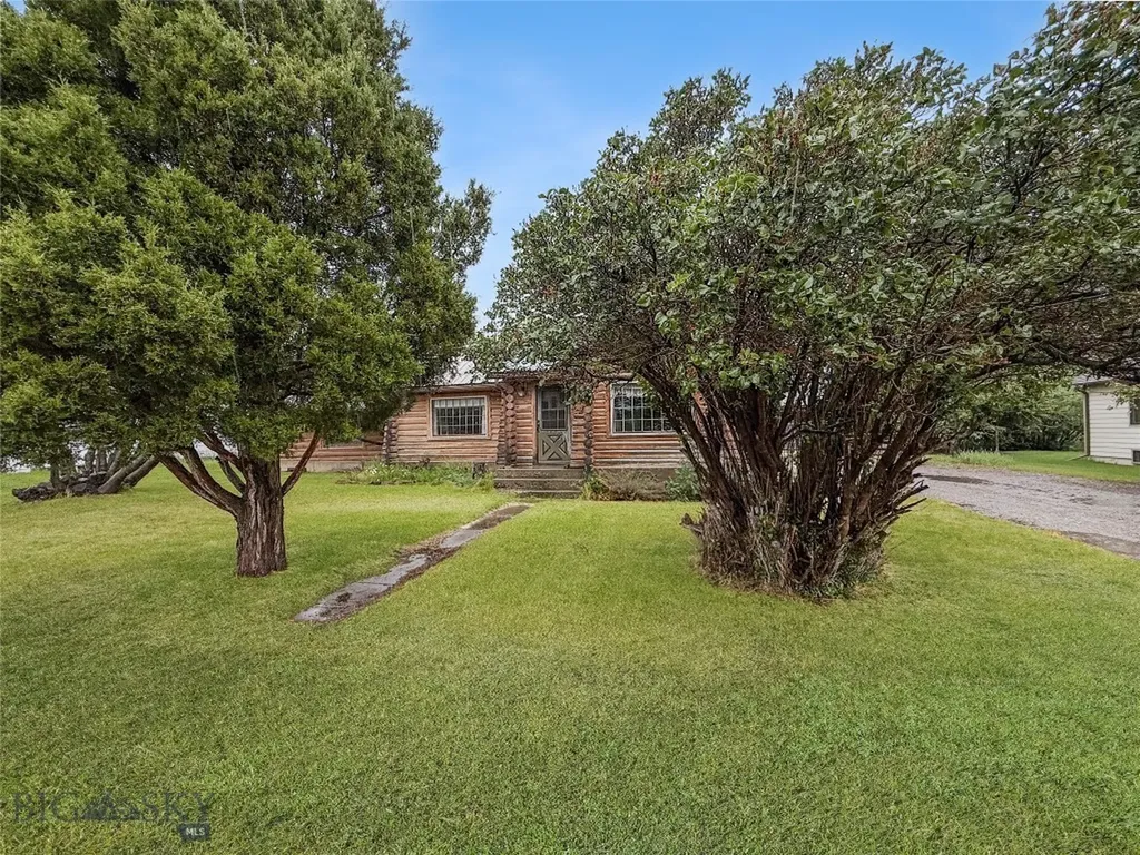 114 E Armitage Ennis MT 59729