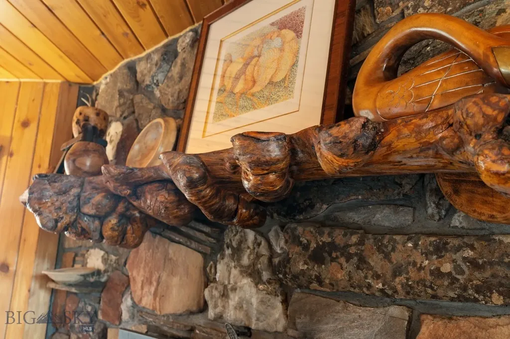 42 E L & M Ranch Ennis MT 59729