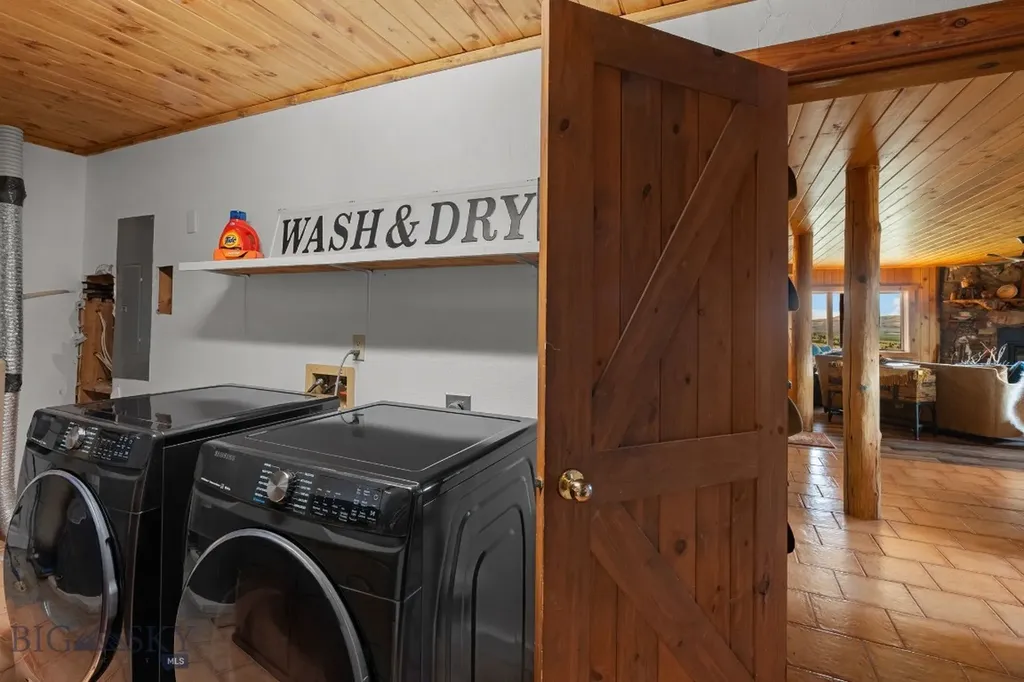 42 E L & M Ranch Ennis MT 59729