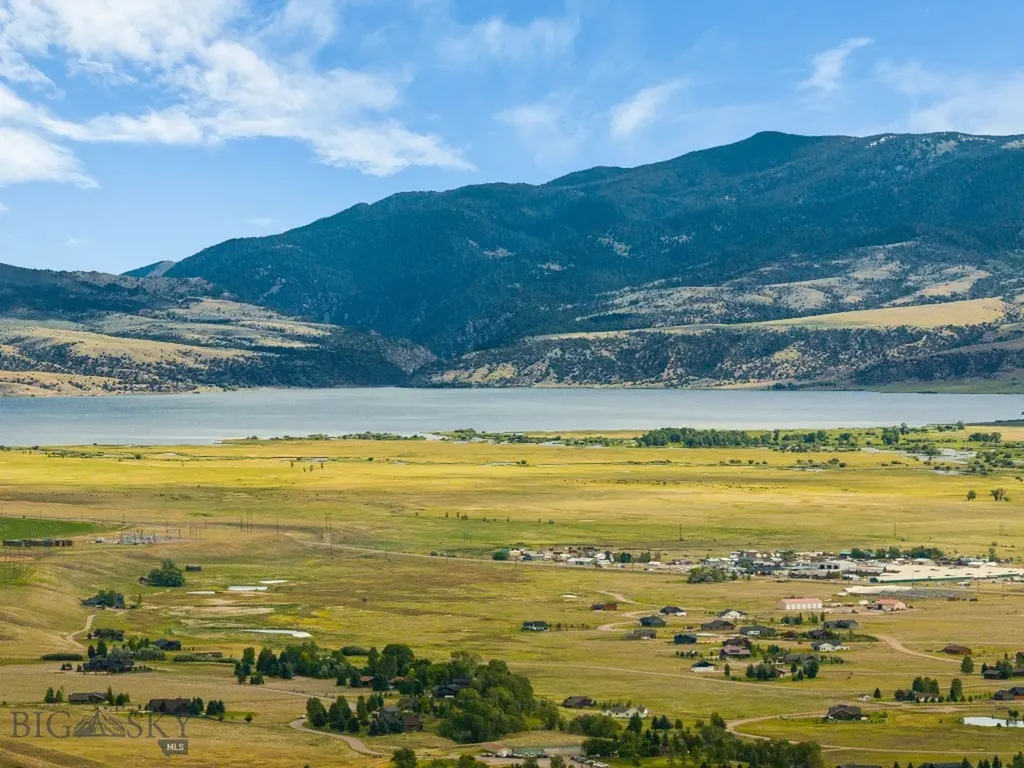 42 E L & M Ranch Ennis MT 59729