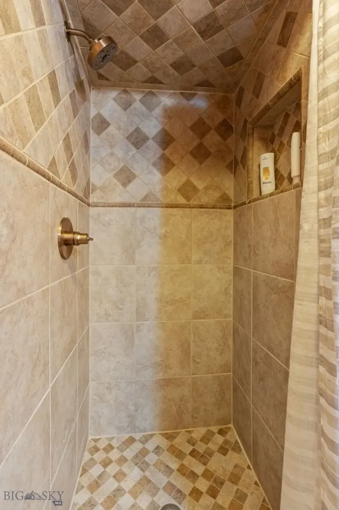 42 E L & M Ranch Ennis MT 59729