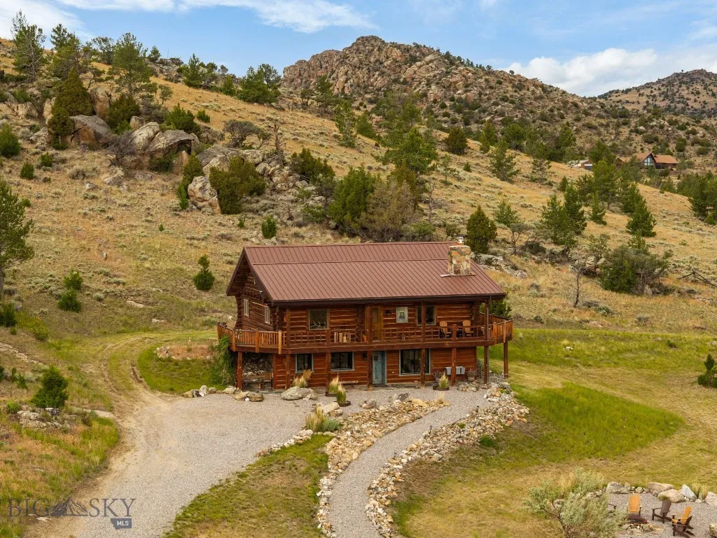 42 E L & M Ranch Ennis MT 59729