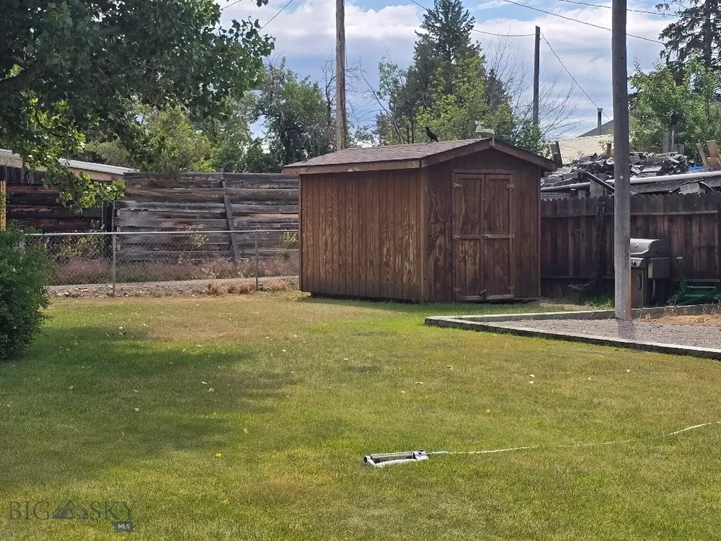 107 Jefferson Sheridan MT 59749