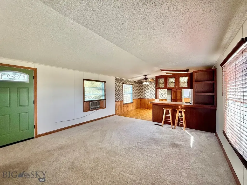 511 Table Mountain Road Gallatin Gateway MT 59730