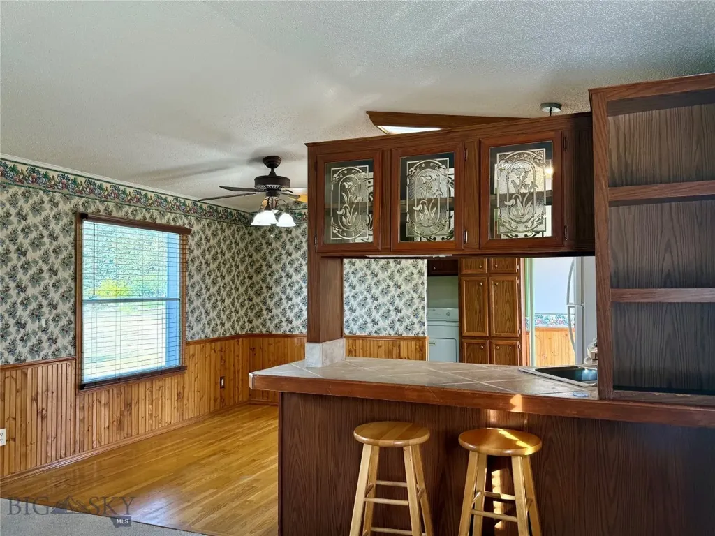 511 Table Mountain Road Gallatin Gateway MT 59730