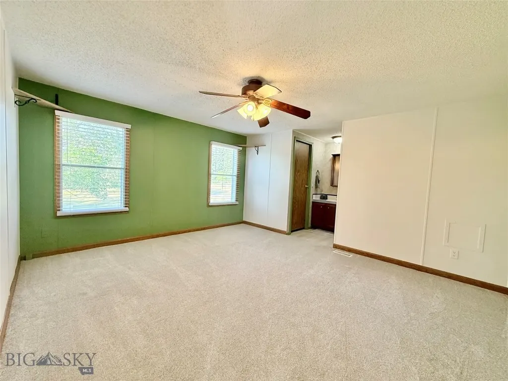 511 Table Mountain Road Gallatin Gateway MT 59730
