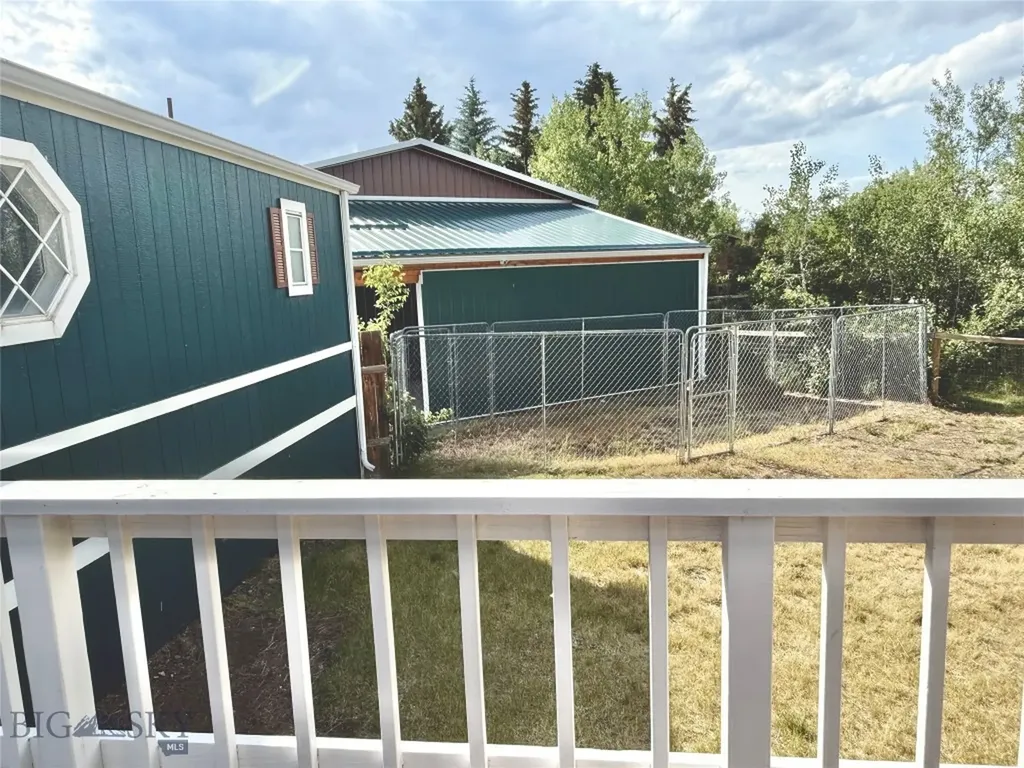 511 Table Mountain Road Gallatin Gateway MT 59730