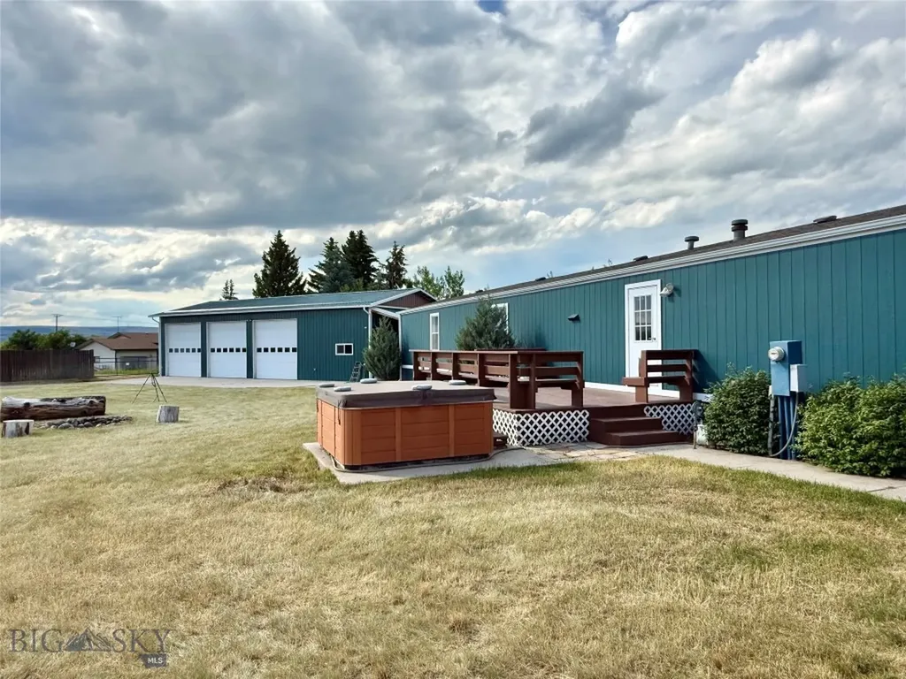 511 Table Mountain Road Gallatin Gateway MT 59730