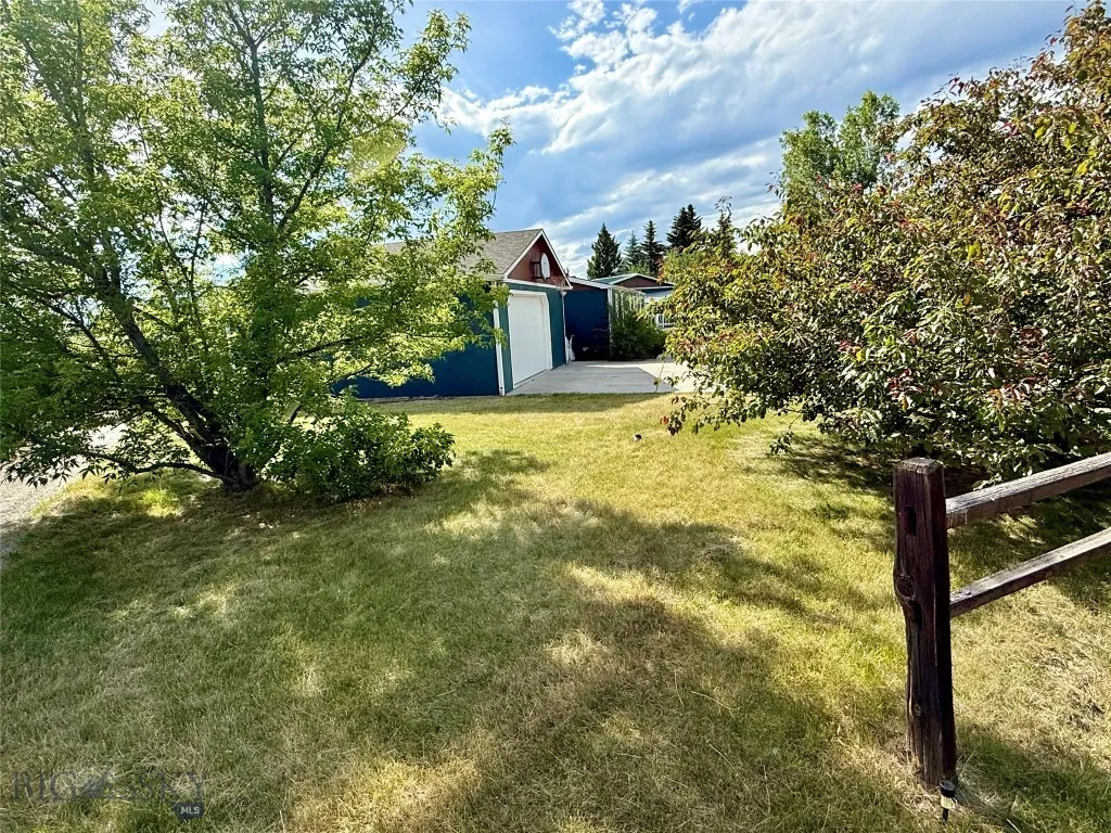 511 Table Mountain Road Gallatin Gateway MT 59730