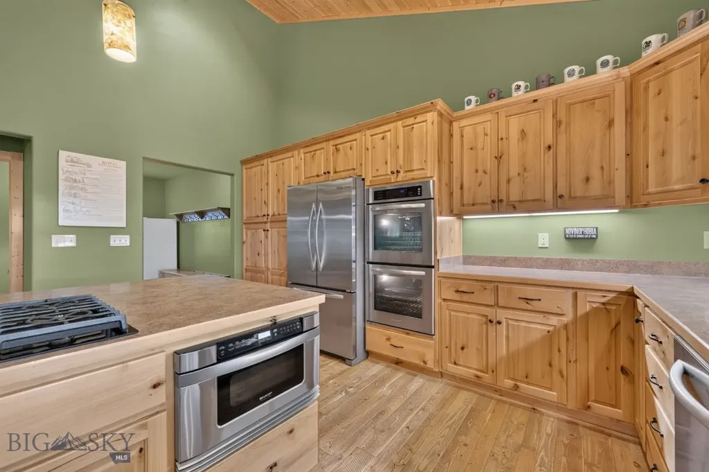 285 Catfish Lane West Yellowstone MT 59758