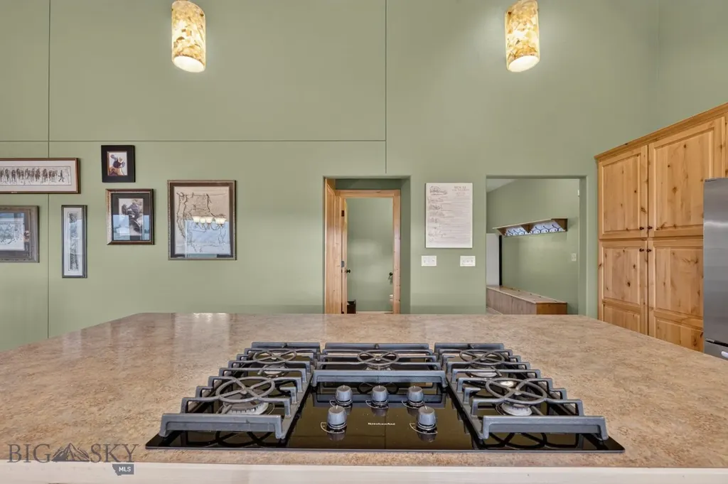 285 Catfish Lane West Yellowstone MT 59758