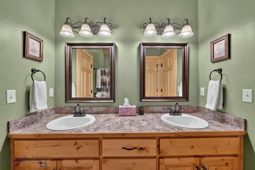 285 Catfish Lane West Yellowstone MT 59758