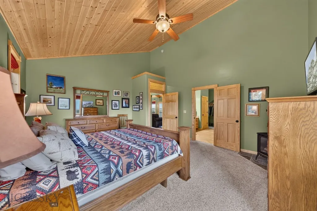 285 Catfish Lane West Yellowstone MT 59758