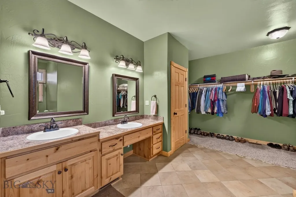 285 Catfish Lane West Yellowstone MT 59758
