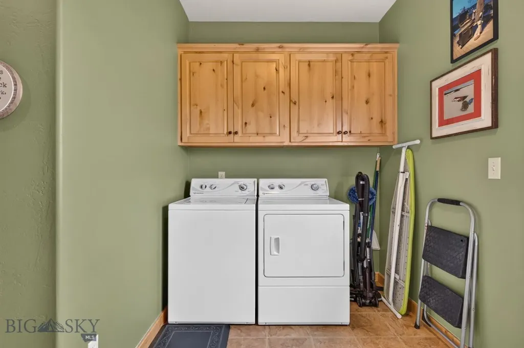 285 Catfish Lane West Yellowstone MT 59758