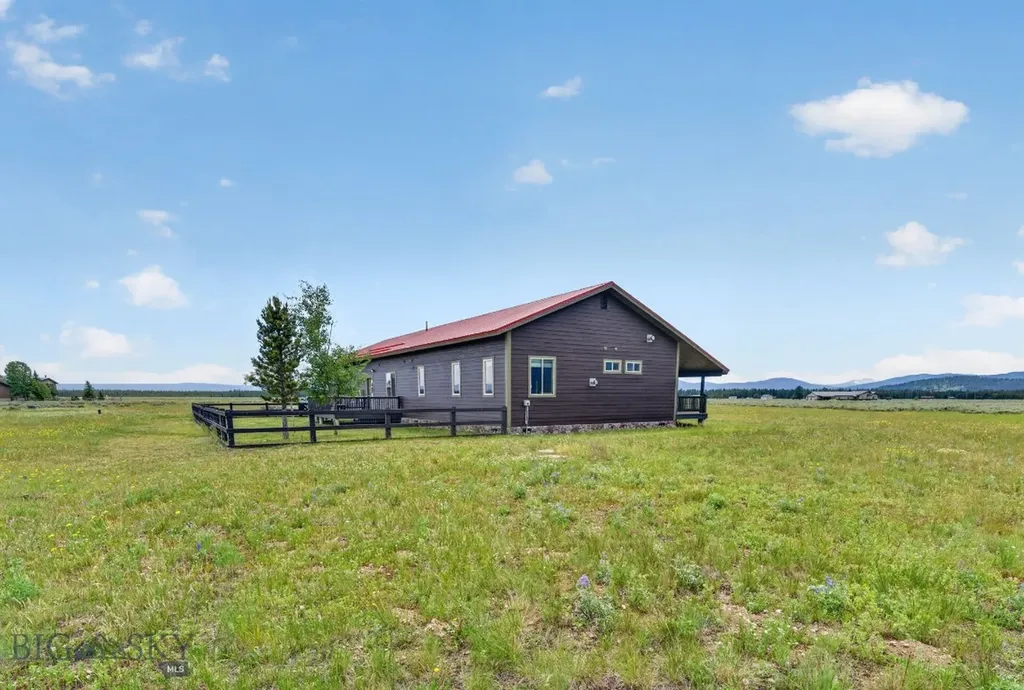 285 Catfish Lane West Yellowstone MT 59758