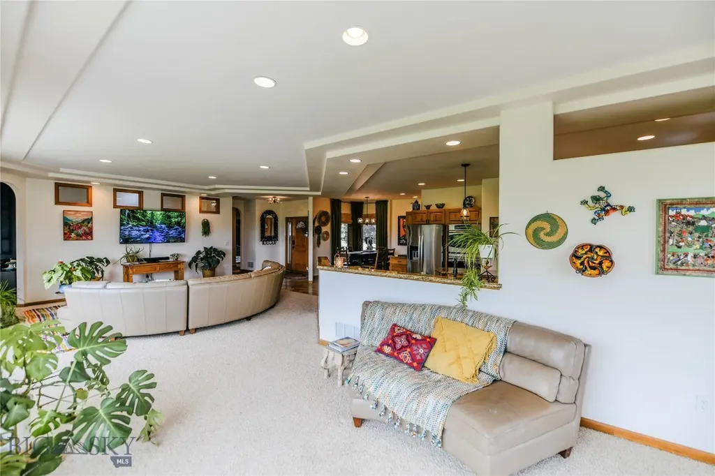 122 Ranch Drive Dillon MT 59725