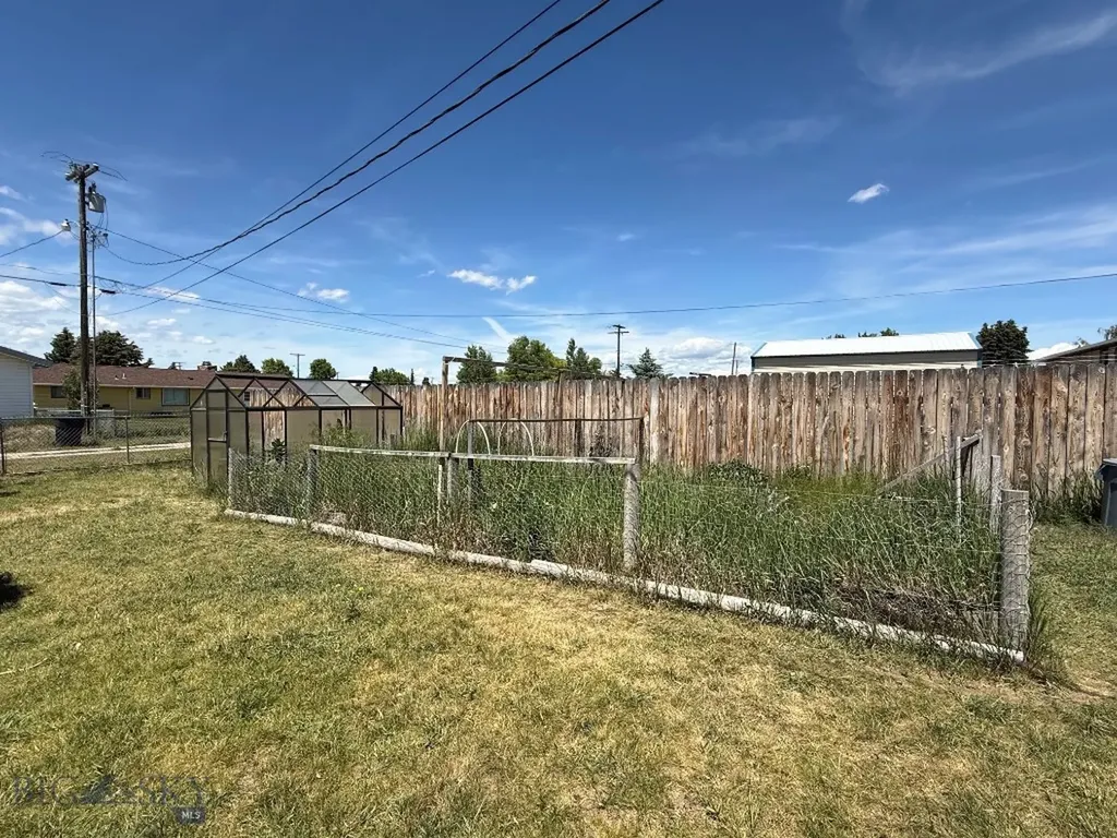 904 Bielenberg Street Deer Lodge MT 59722