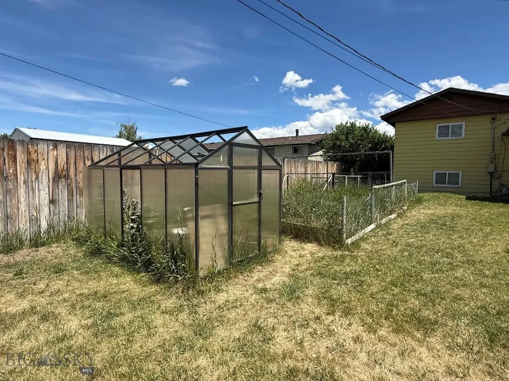 904 Bielenberg Street Deer Lodge MT 59722