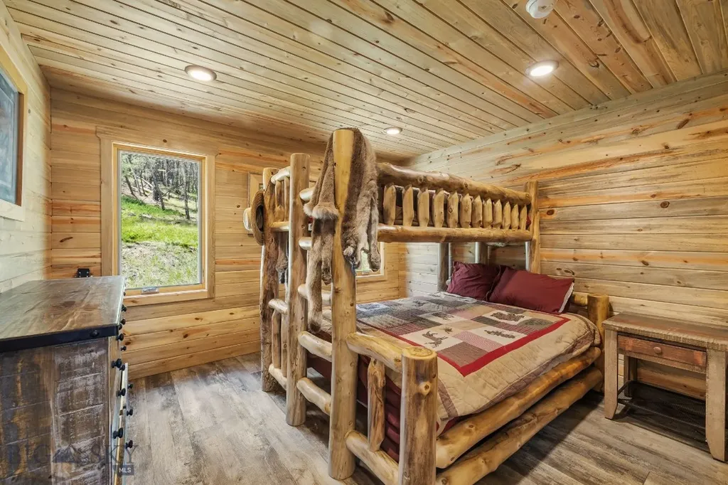 2920 79 Trail Roy MT 59471