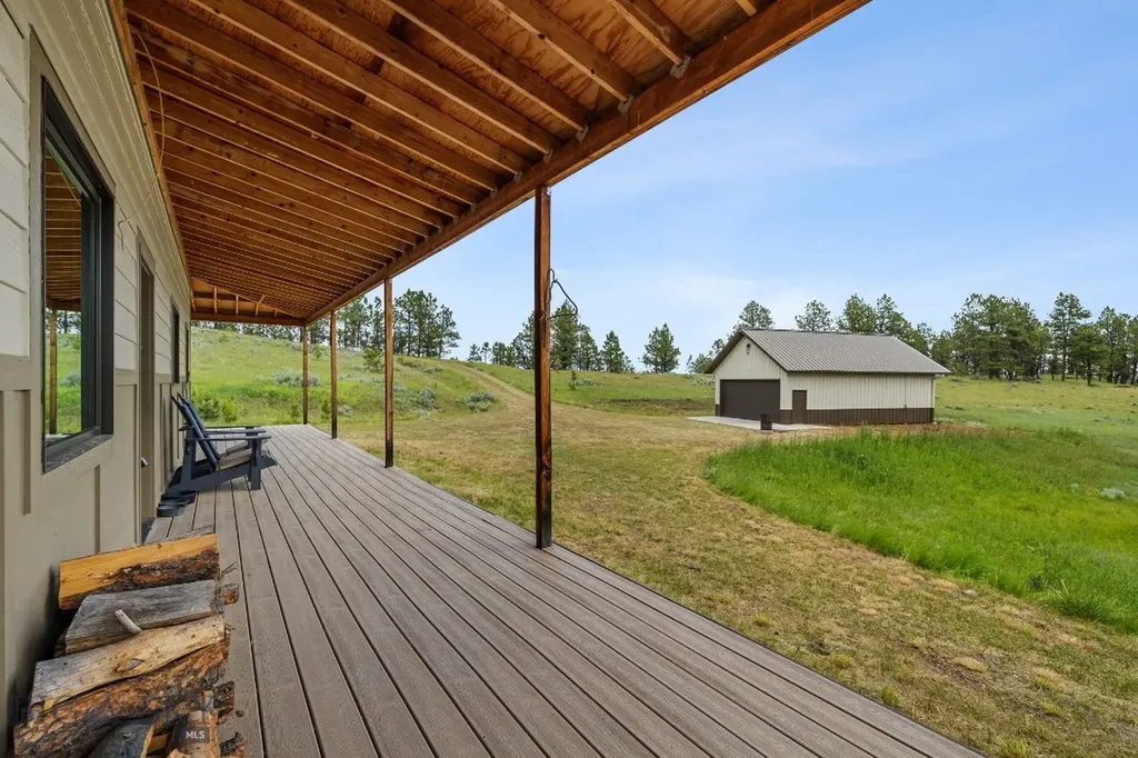 2920 79 Trail Roy MT 59471