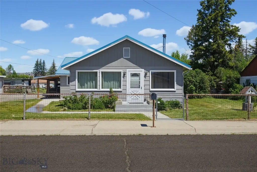817 Evans Butte MT 59701