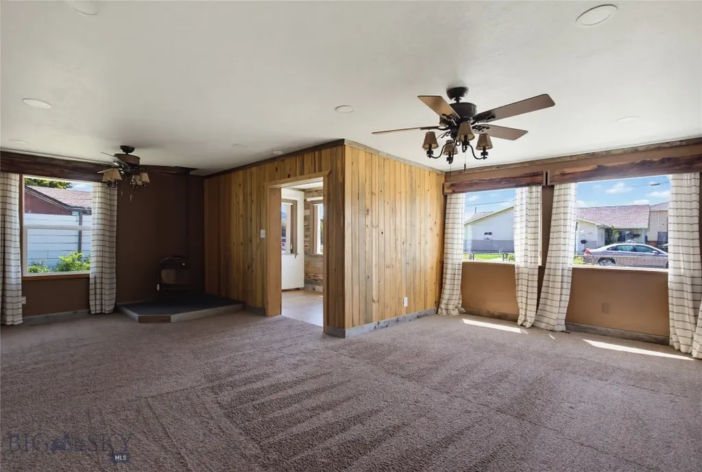 817 Evans Butte MT 59701