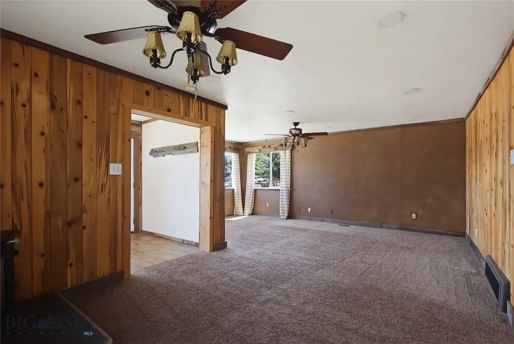 817 Evans Butte MT 59701