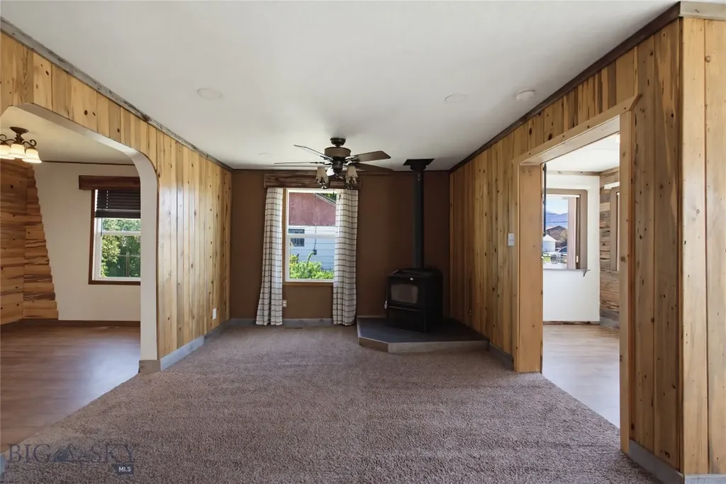 817 Evans Butte MT 59701