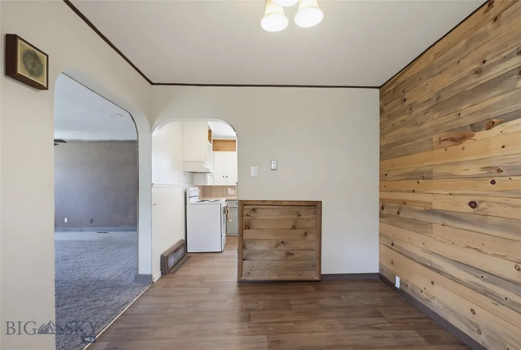 817 Evans Butte MT 59701