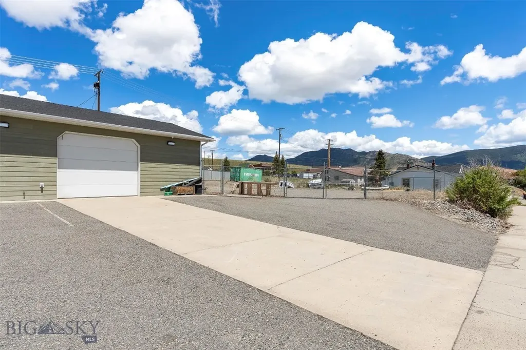 24 S Ohio Butte MT 59701
