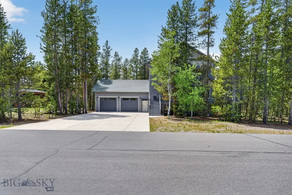 601 N Hayden Street N West Yellowstone MT 59758